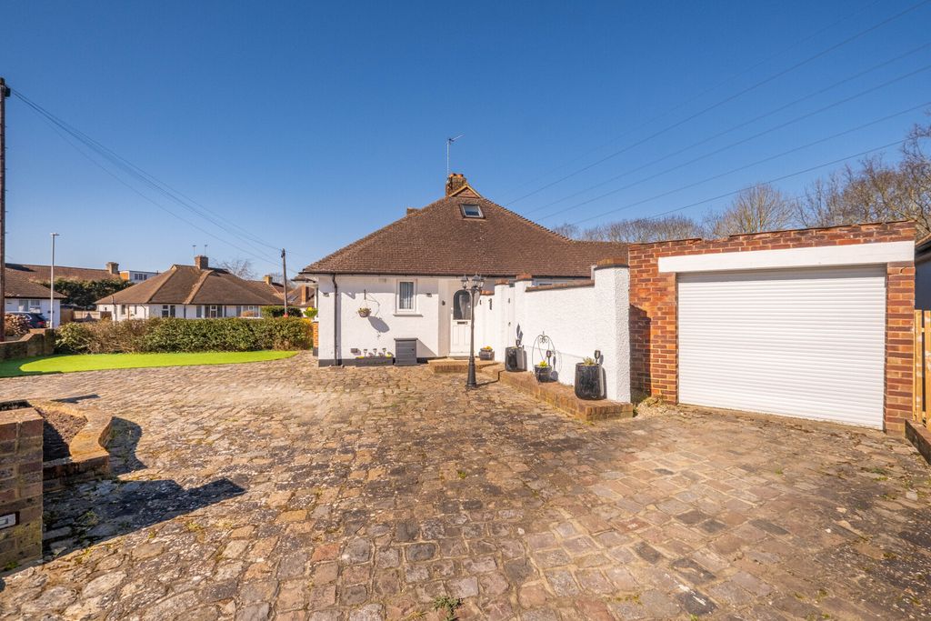 Property photo 1 of 16 Picture No. 03