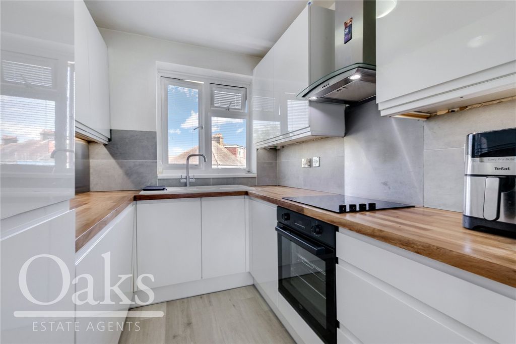 Property photo 3 of 12 Picture No. 03
