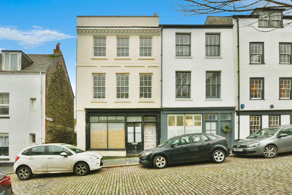 Property photo 1 of 1