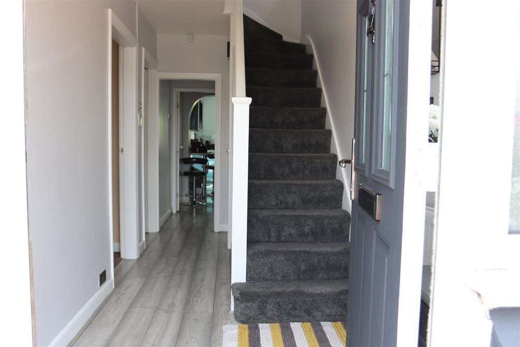 Property photo 3 of 22 Hallway Entrance