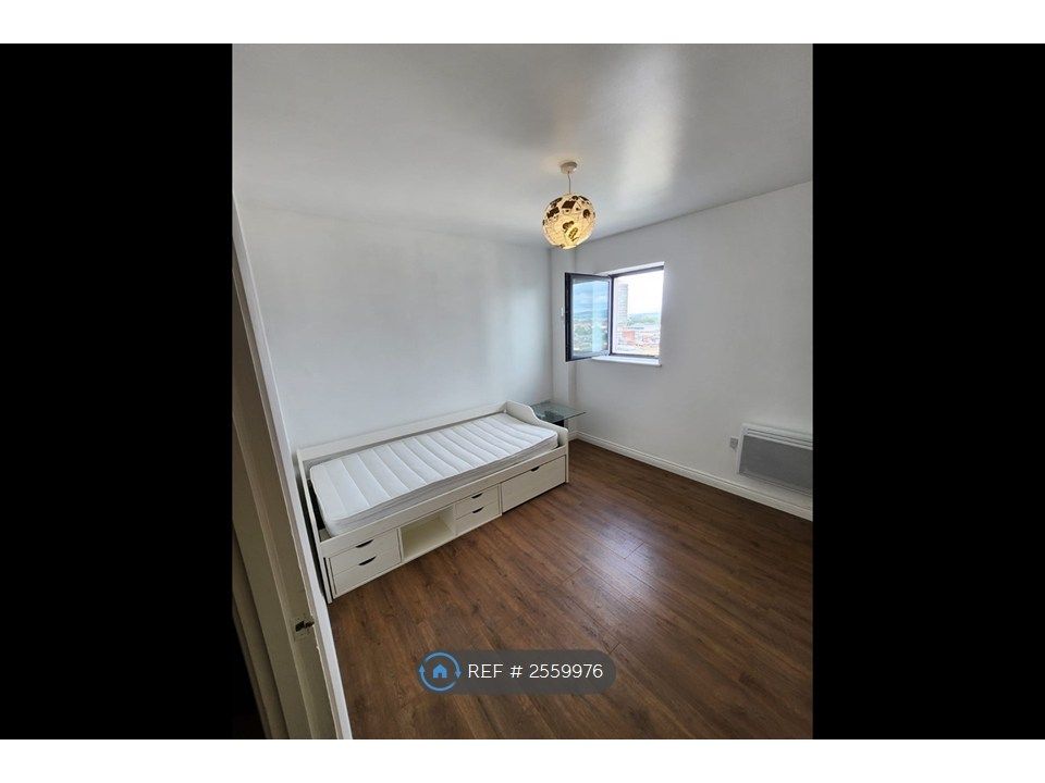 Property photo 3 of 19