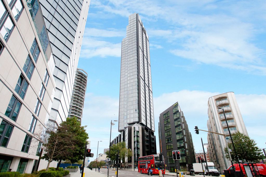 Property photo 3 of 15