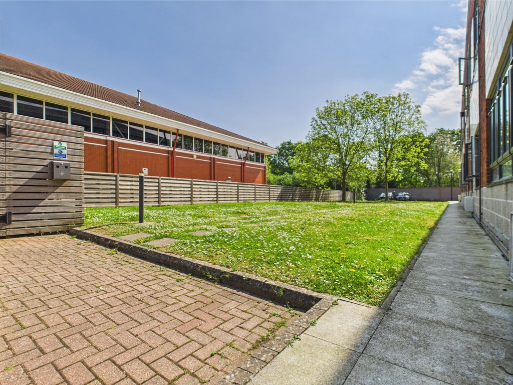 Property photo 3 of 3