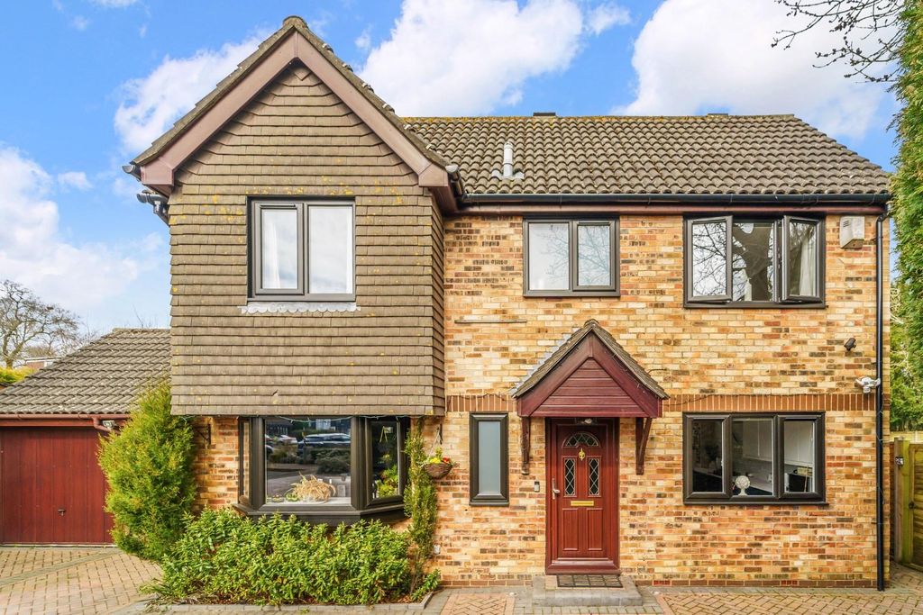 Property photo 1 of 14 Thurnham Way (13).Jpg