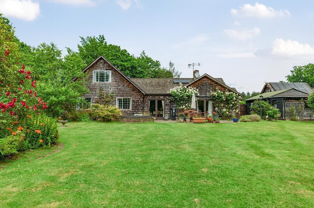 Property photo 3 of 18