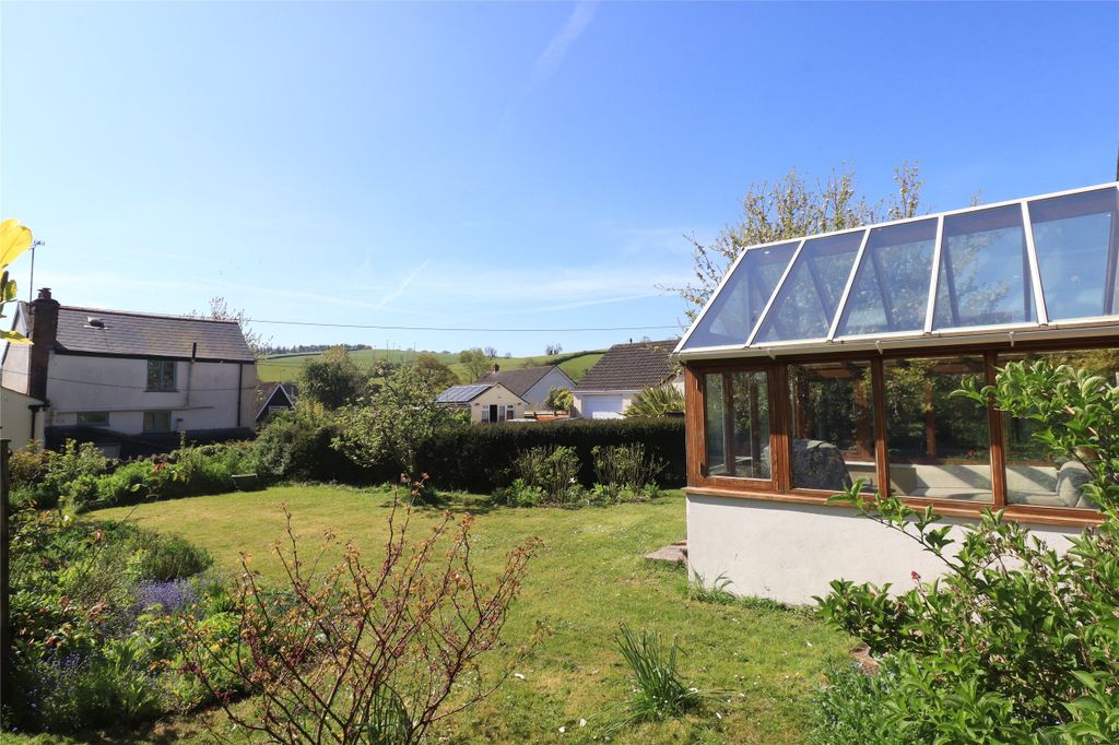 Property photo 3 of 16 3 - Picture No. 22
