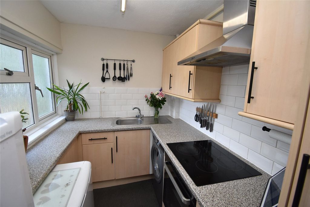 Property photo 3 of 12 Picture No. 13