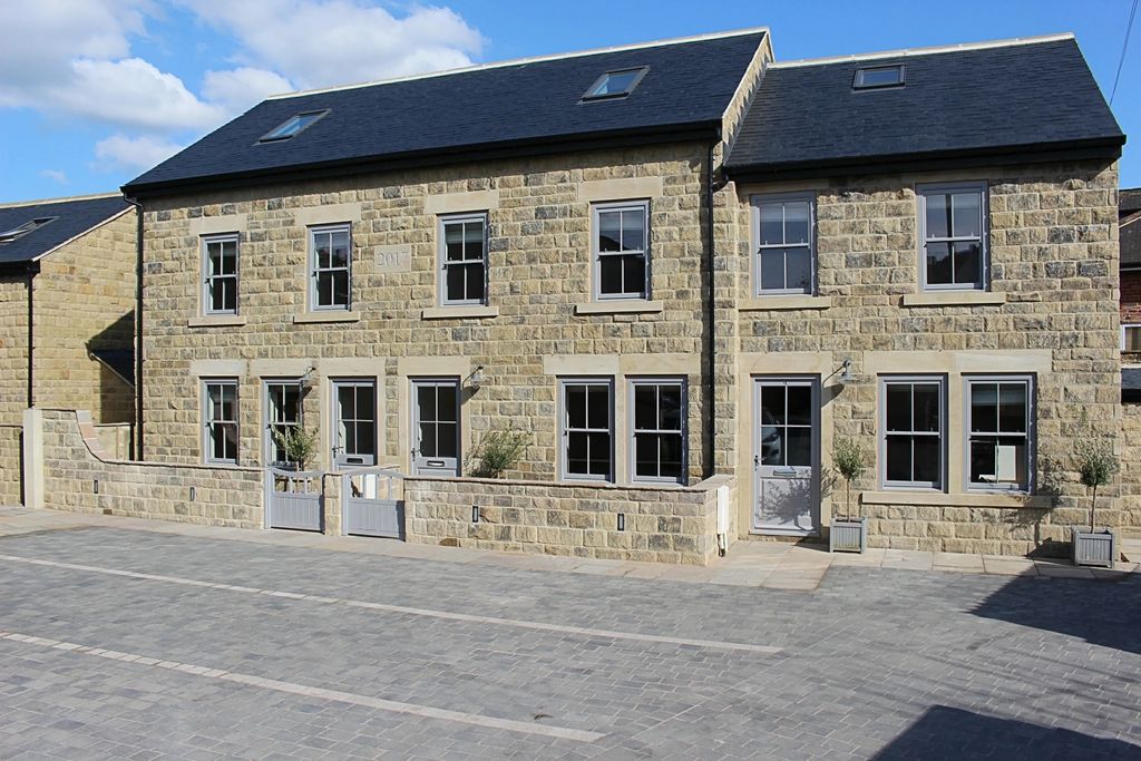 Property photo 2 of 7 Dy External1