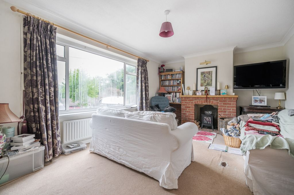 Property photo 2 of 14 1293962-22-682613...