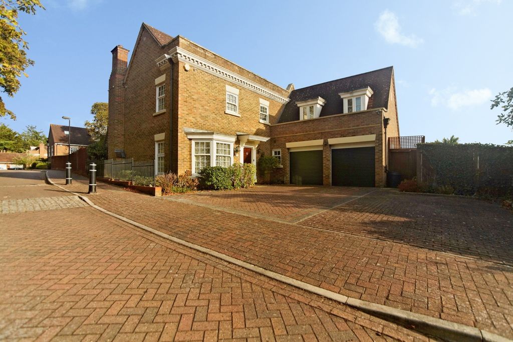 Property photo 1 of 20 Pbox-Img.Jpg