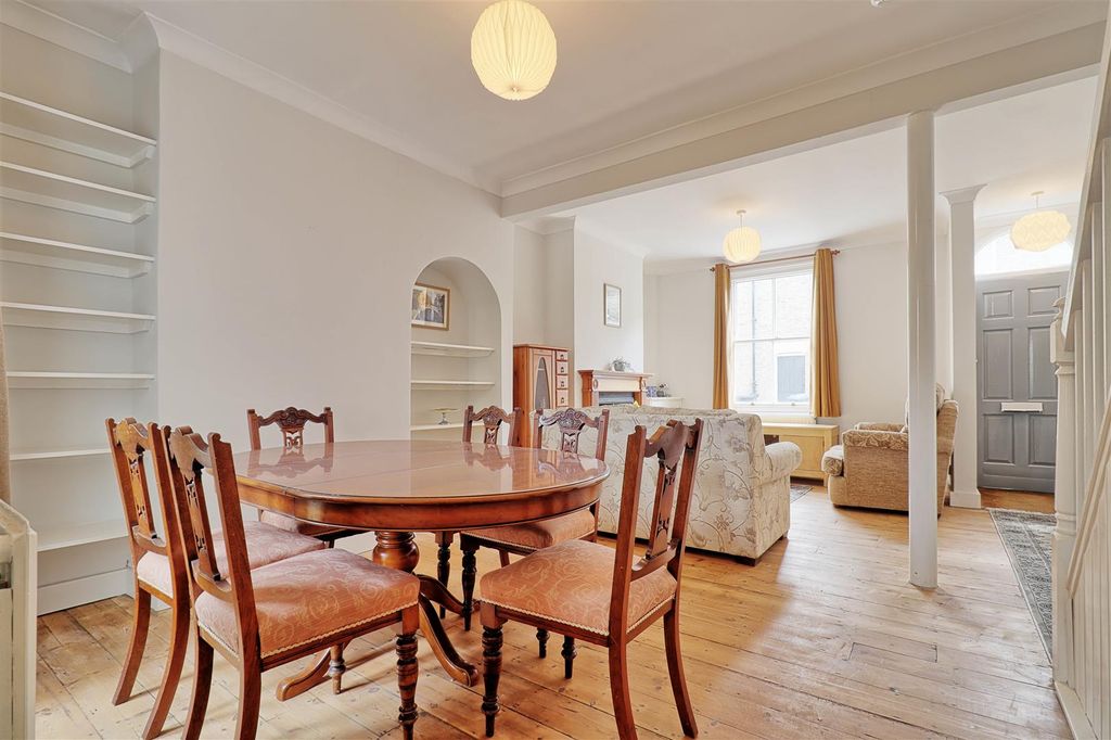 Property photo 3 of 14 Dining 2.Jpg