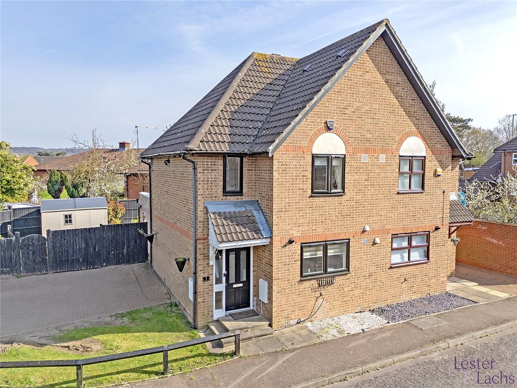 Property photo 1 of 24 Picture No. 12