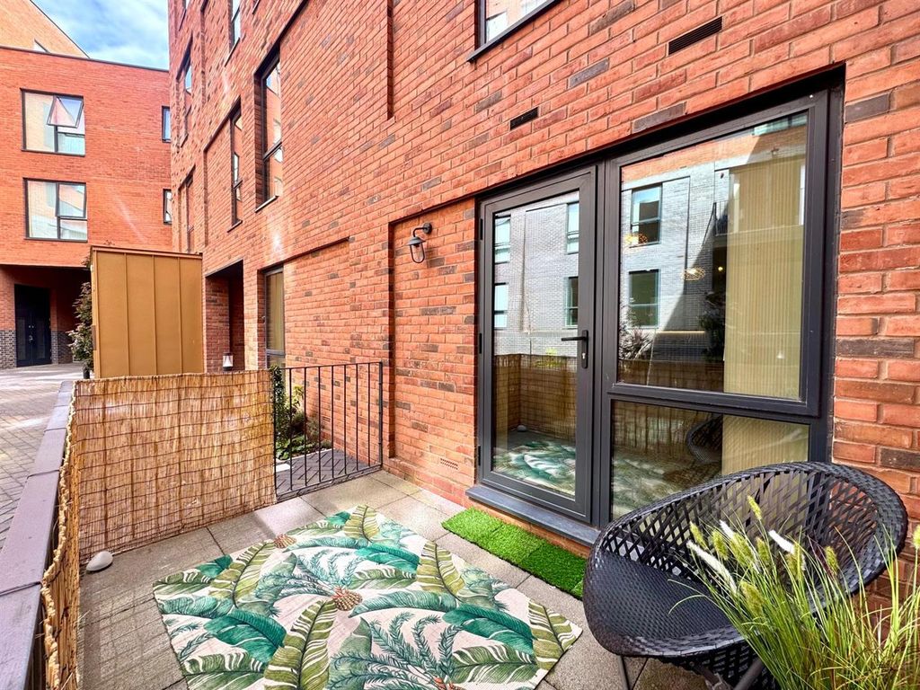 Property photo 3 of 15 Patio Pic 5.Jpeg
