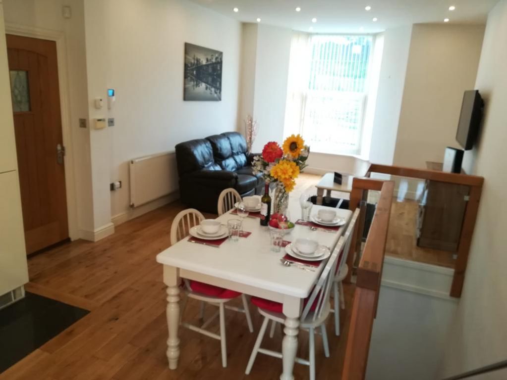 Property photo 2 of 6 Dining Room