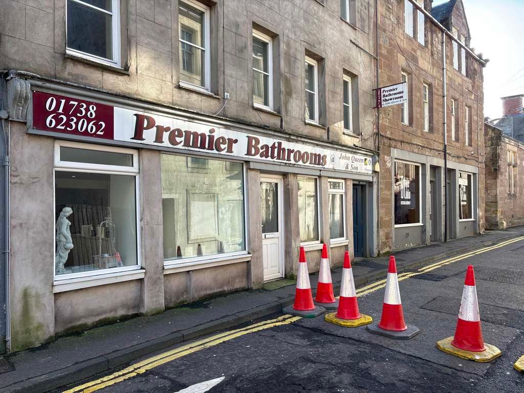 Property photo 1 of 7 Photo 1