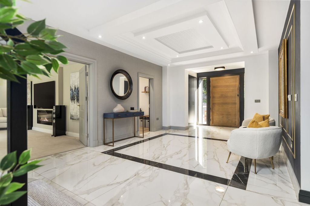 Property photo 2 of 52 P044415_02.Jpg