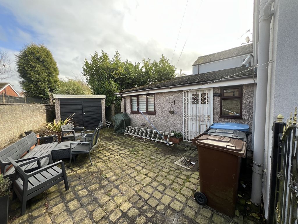 Property photo 3 of 25 Photo 4