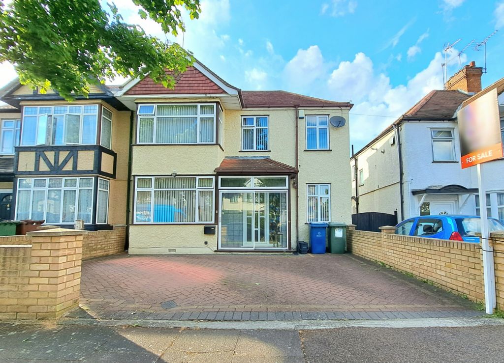 Property photo 1 of 23