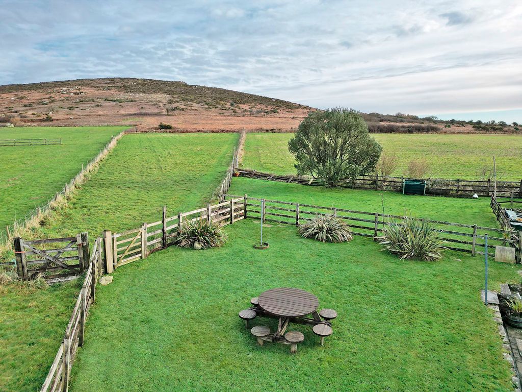 Property photo 3 of 12 Photo 3