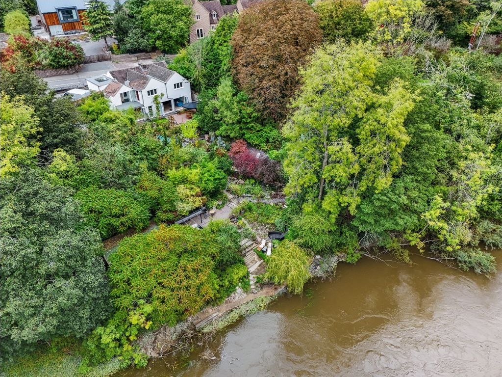 Property photo 1 of 57 4275111