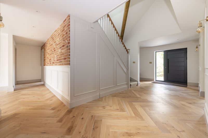 Property photo 2 of 35 Photo 30