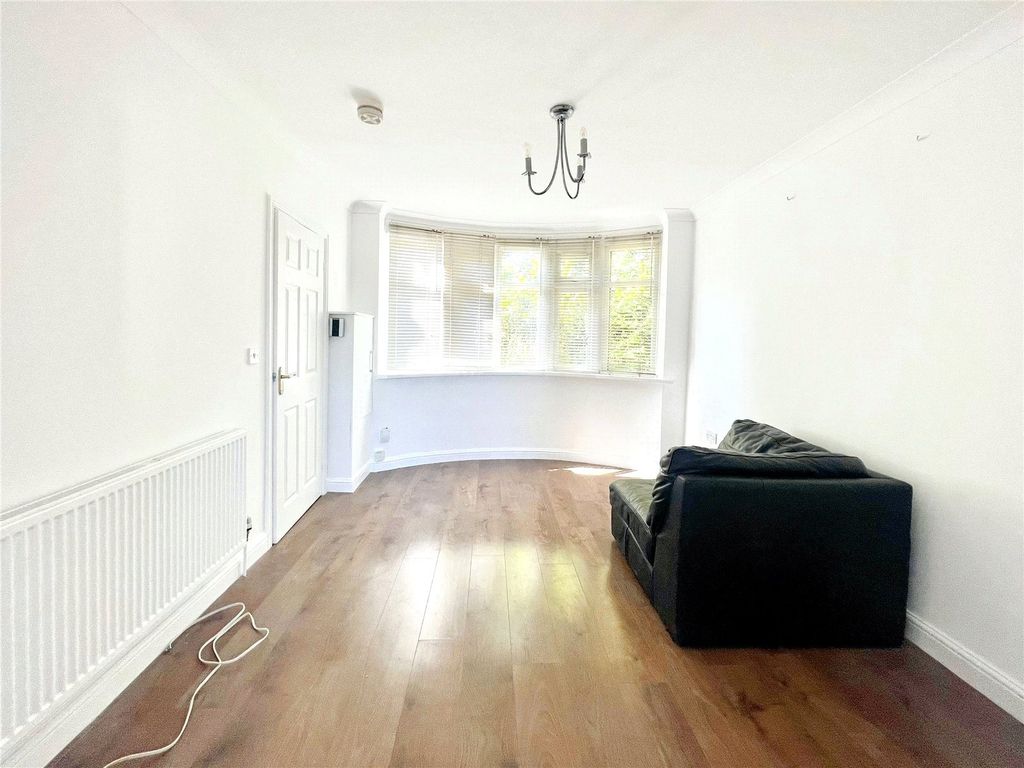 Property photo 2 of 8 Picture No. 08