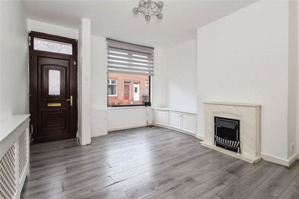 Property photo 2 of 14 Picture No. 05