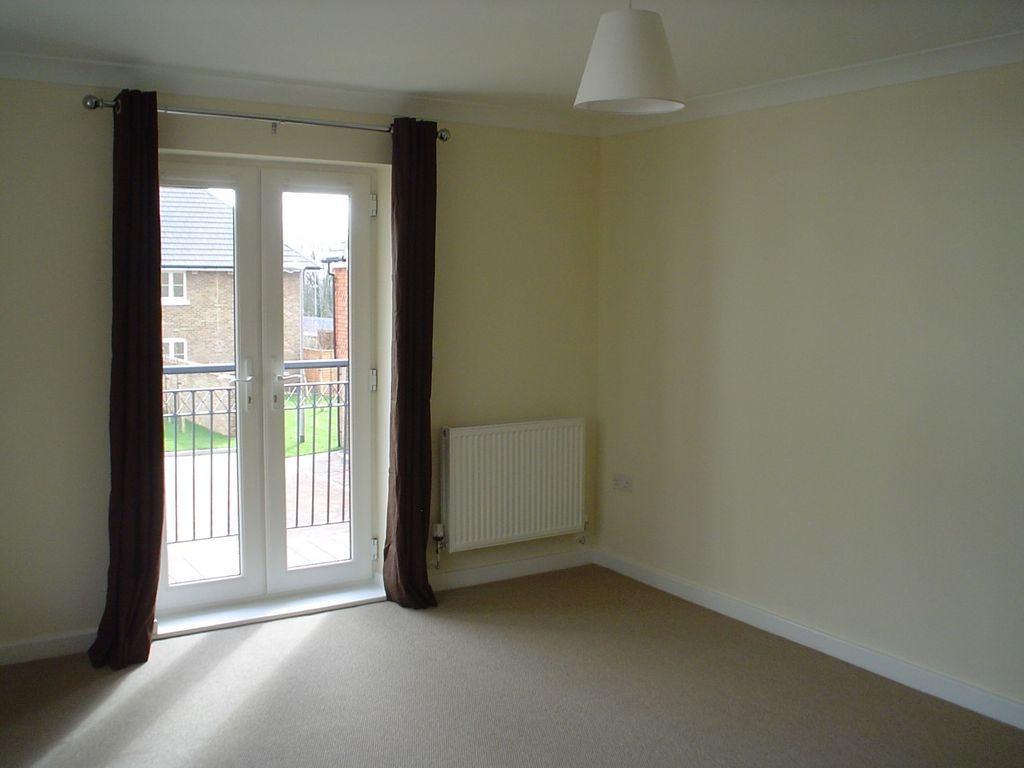Property photo 3 of 6