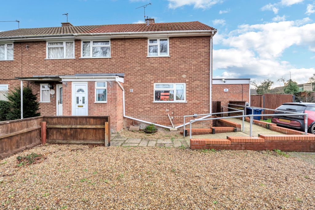 Property photo 1 of 15