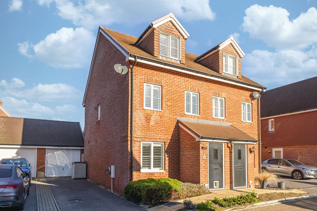 Property photo 1 of 22