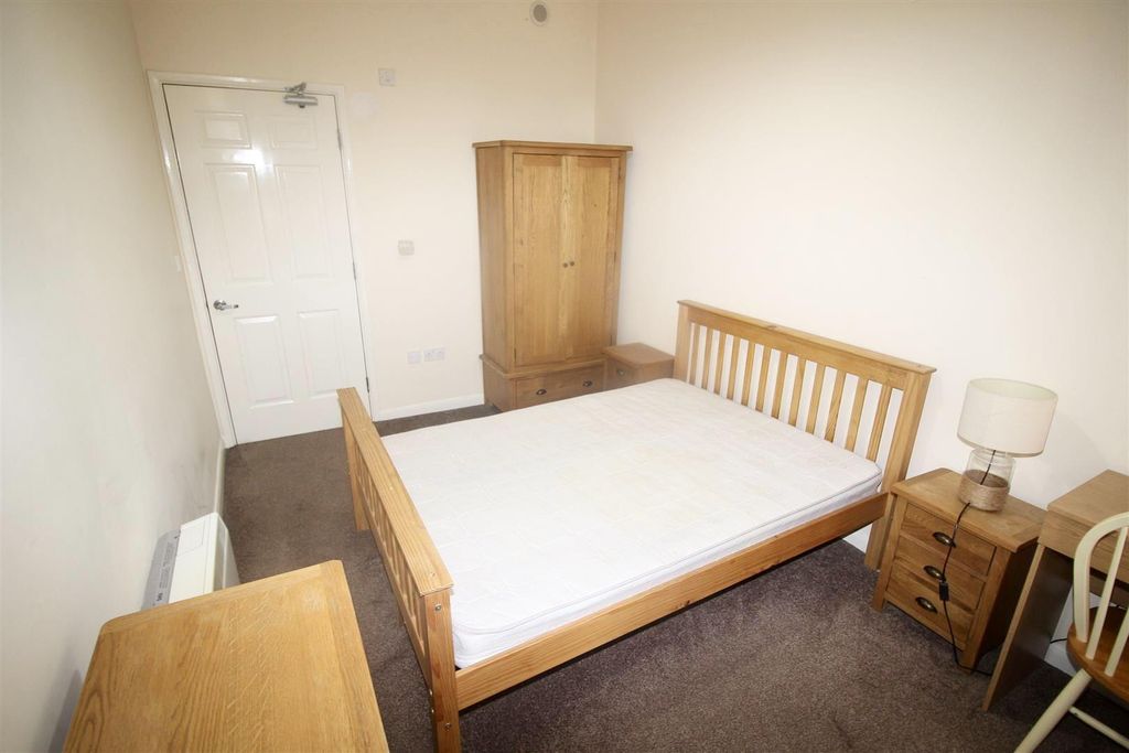 Property photo 3 of 7 Bf2F28A0-13E4-4580-Adb0-C3Cdf70De884_1_201_A.Jpeg