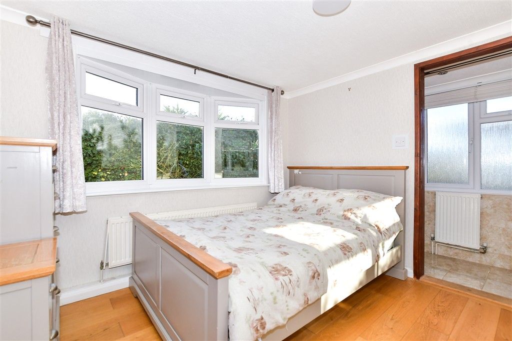 Property photo 2 of 7 Bedroom 1