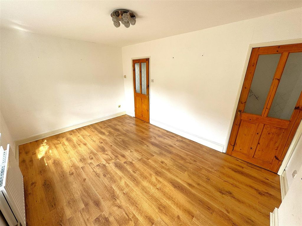 Property photo 3 of 29 Image1.Jpeg