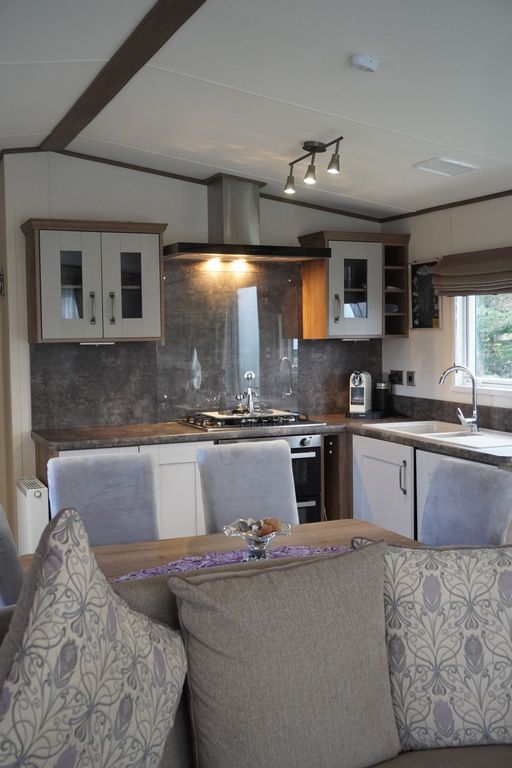 Property photo 3 of 30