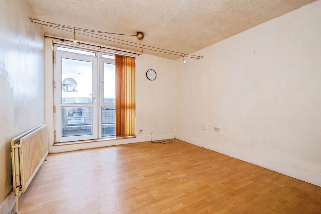 Property photo 3 of 14 Pbox-Img.Jpg