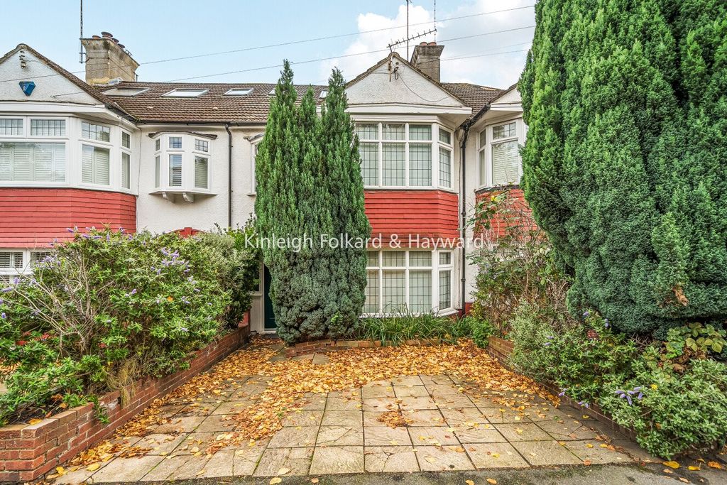 Property photo 3 of 15 External