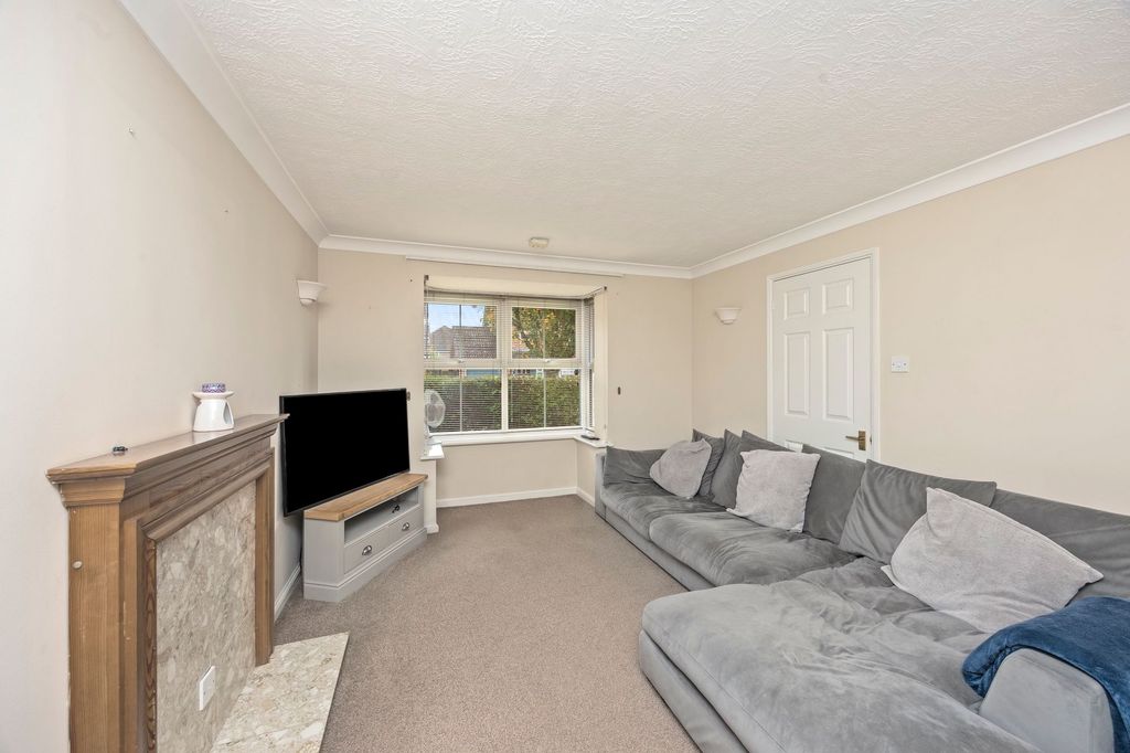 Property photo 3 of 22