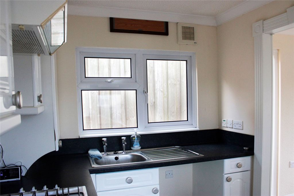 Property photo 3 of 14 Picture No. 02