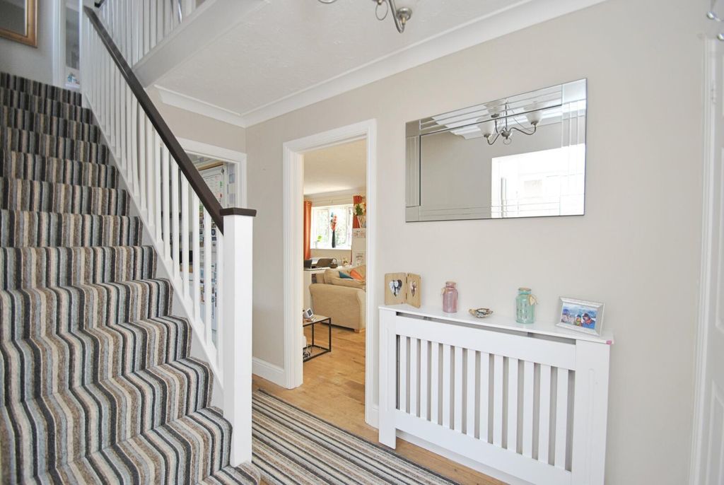 Property photo 2 of 20 Hallway