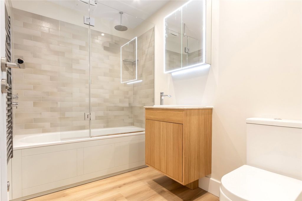 Property photo 3 of 16 Picture No. 08