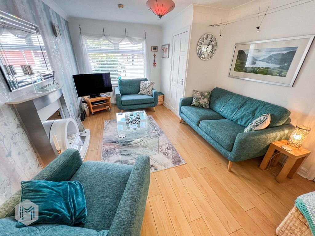 Property photo 2 of 19