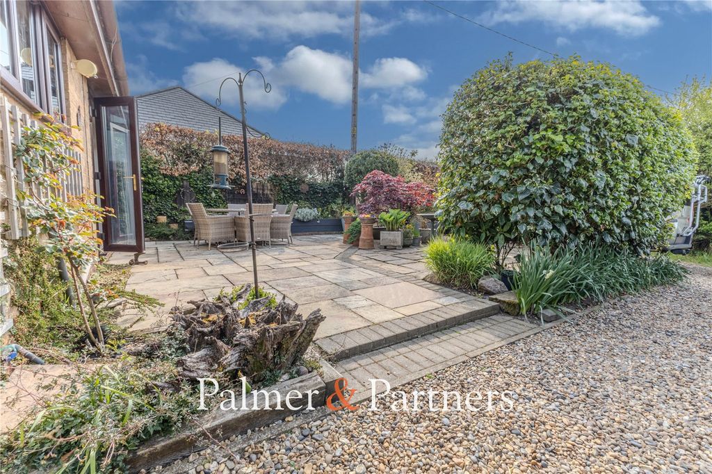 Property photo 2 of 22 Picture No. 29