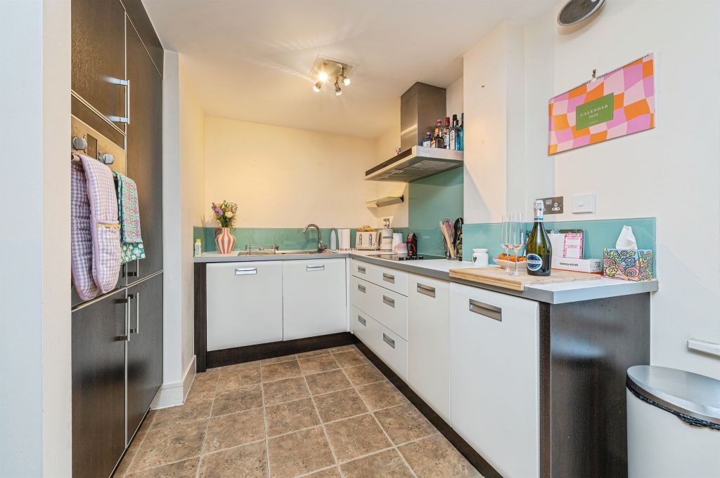 Property photo 3 of 10