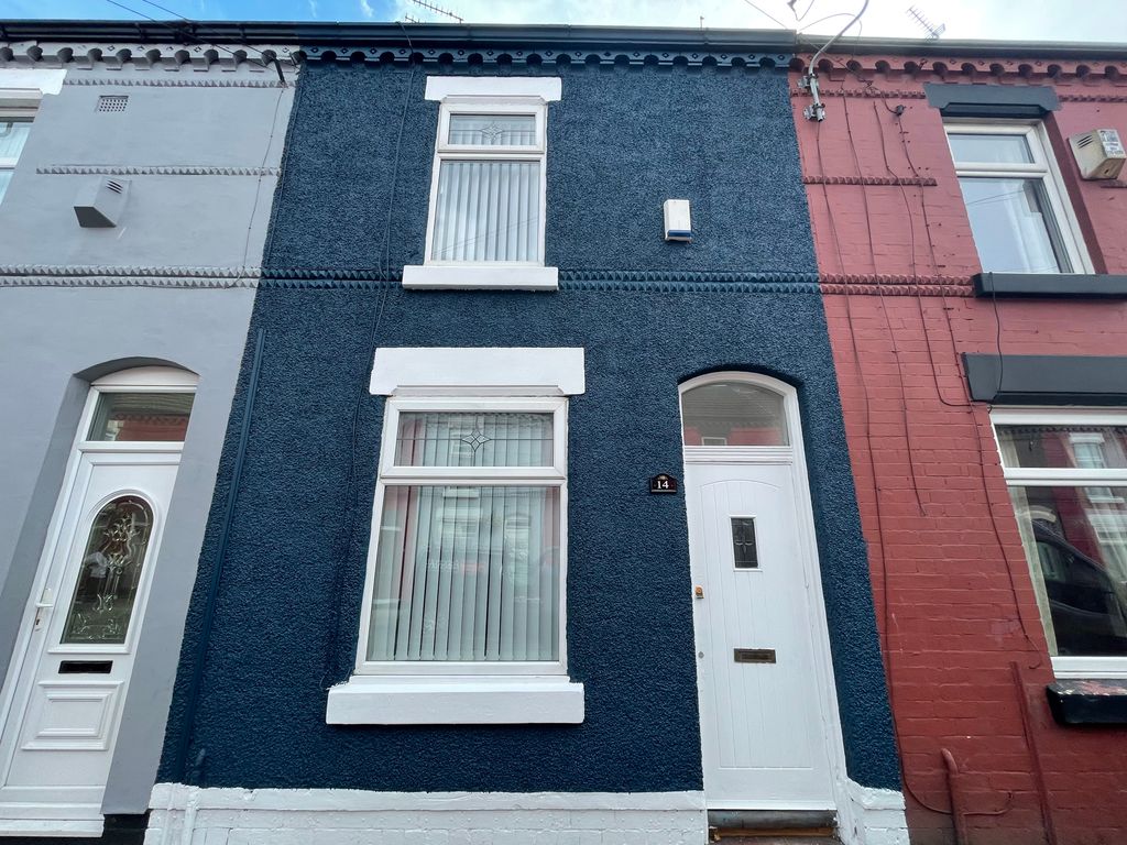 Property photo 1 of 8