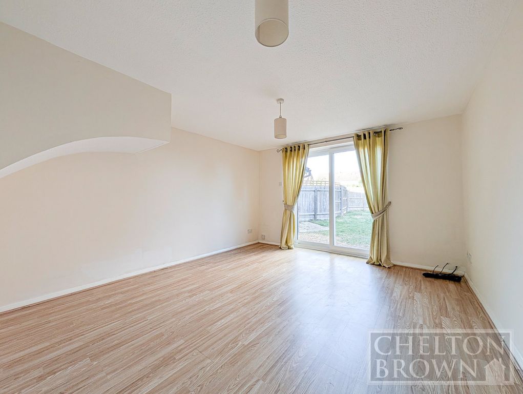 Property photo 3 of 33 Living Room