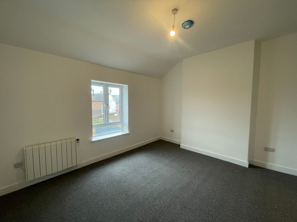 Property photo 2 of 3