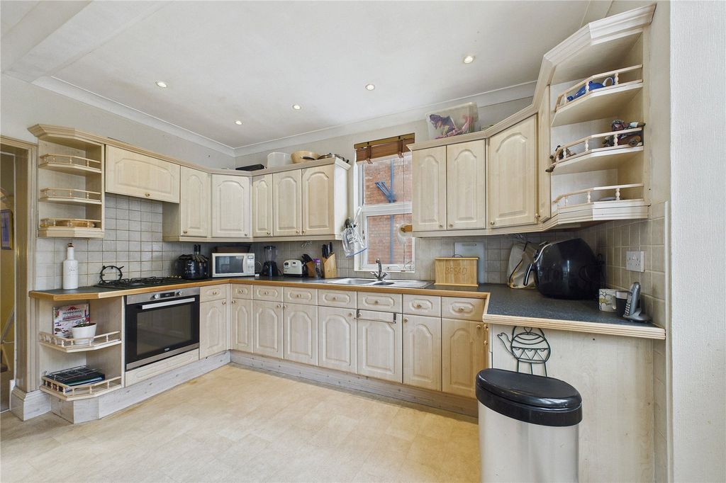 Property photo 3 of 13 Picture No. 07