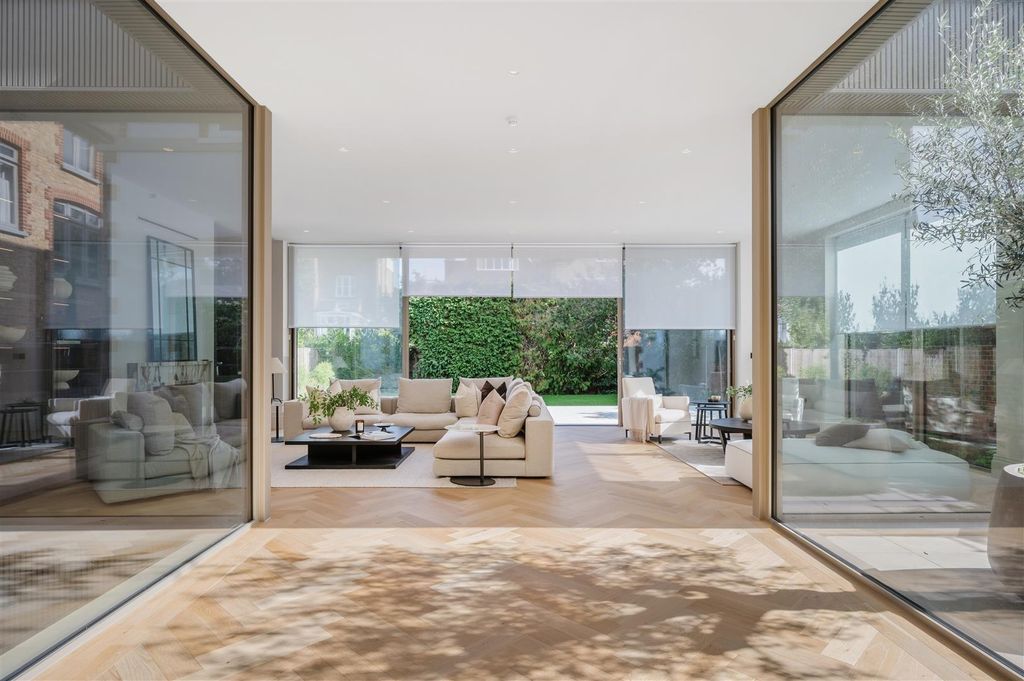 Property photo 3 of 53 Oak-4.Jpg