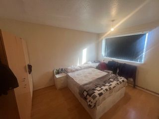 Property photo 3 of 6 Kitchen