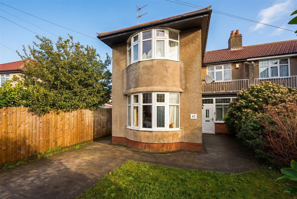 Property photo 1 of 21 6777.Jpg